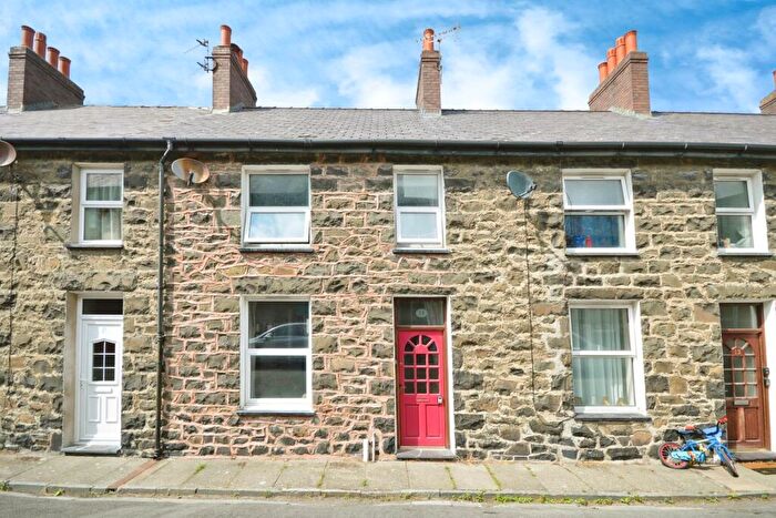 3 Bedroom Terraced House For Sale In David Street, Penmaenmawr, LL34