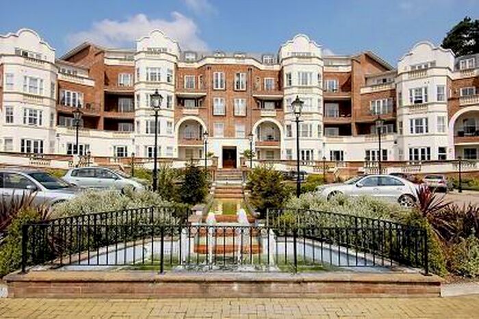 2 Bedroom Apartment To Rent In Ascot, SL5