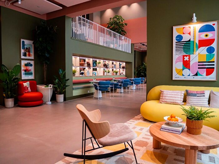 1 Bedroom Apartment To Rent In Candleriggs, Trongate, Glasgow, G1