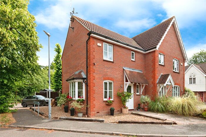 2 Bedroom Semi-Detached House For Sale In Headingley Close, Basildon, Essex, SS13