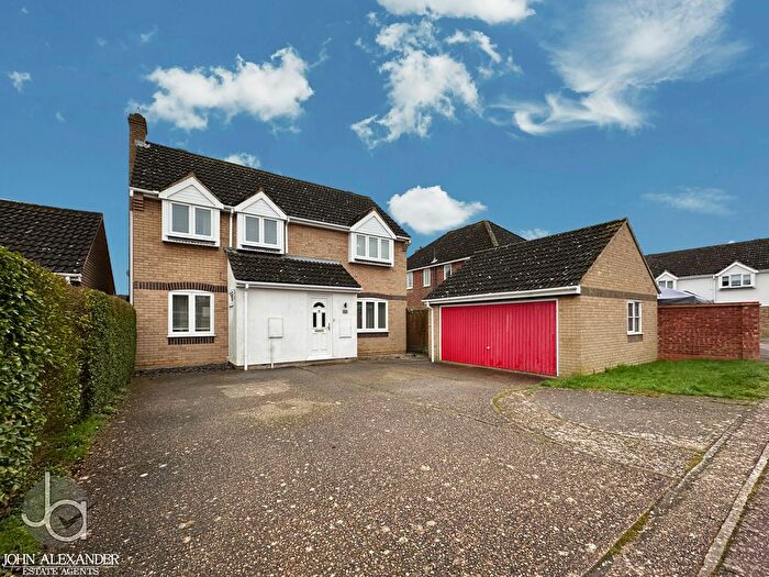 4 Bedroom Detached House For Sale In Jefferson Close, Lexden, Colchester, CO3