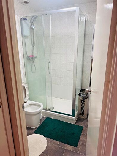 2 Bedroom Flat To Rent In Cranston Close, Hounslow, TW3