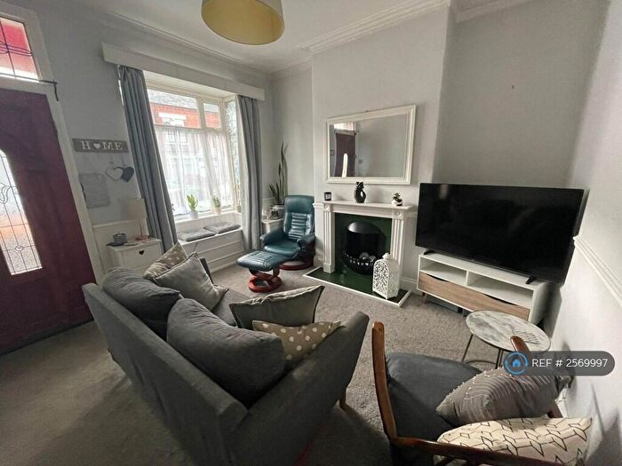 2 Bedroom Terraced House To Rent In Rawlings Road, Birmingham, B67