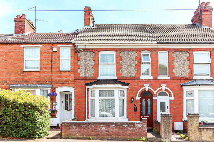 3 Bedroom Terraced House For Sale In Gisburne Road, Wellingborough, NN8