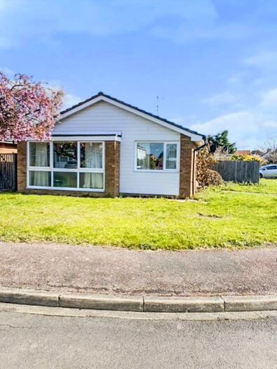 1 Bedroom Detached Bungalow To Rent In Cranleigh Close, Trumpington, Cambridge, CB2