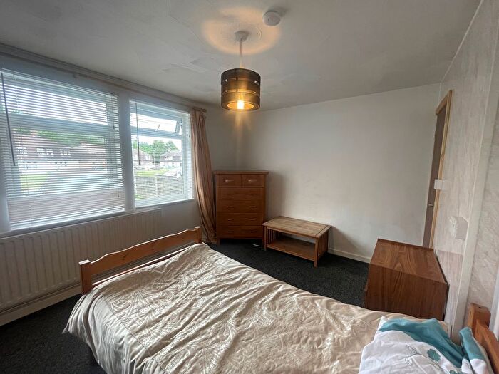 1 Bedroom Property To Rent In Room, Rowley Close, Cannock, WS12