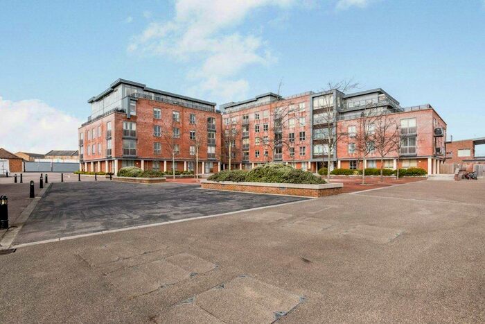 1 Bedroom Apartment To Rent In Galleon Place, Weevil Lane, PO12