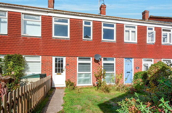 3 Bedroom Terraced House For Sale In Cherry Garden Lane, Newport, CB11