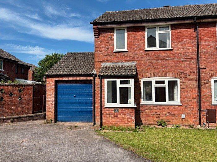 3 Bedroom Property To Rent In Ash Drive, Cullompton, EX15