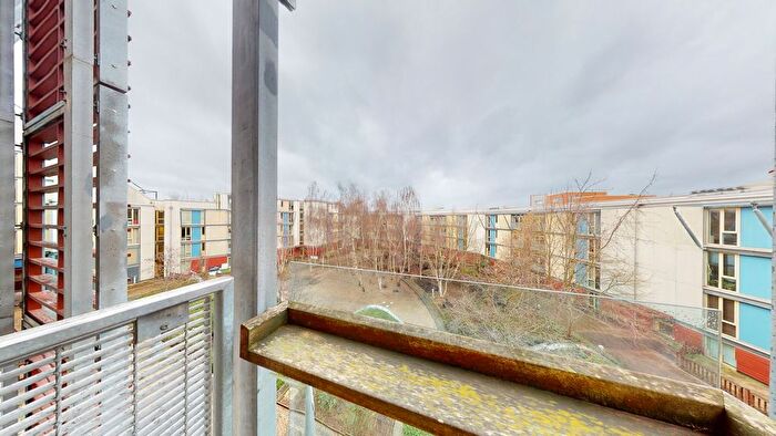 1 Bedroom Flat To Rent In West Parkside, London, SE10