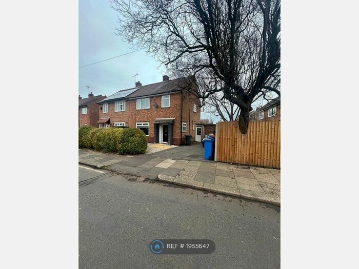 3 Bedroom Semi-Detached House To Rent In Garrick Street, Alvaston, Derby, DE24