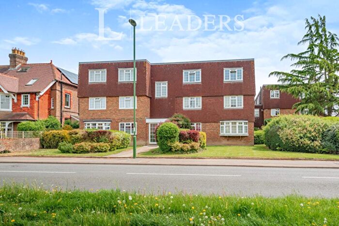 1 Bedroom Flat To Rent In Chiltern Court, Rusper Road, RH12