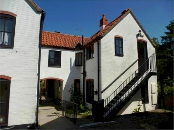 1 Bedroom Flat To Rent In Tannery Lane, Folkingham, Sleaford NG34