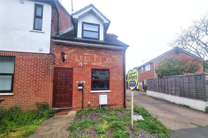 3 Bedroom End Of Terrace House For Sale In Glaziers Lane, Normandy, Guildford, Surrey, GU3