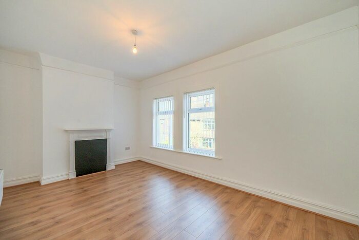 4 Bedroom Terraced House To Rent In Birchfield Avenue, Widnes, Cheshire, WA8