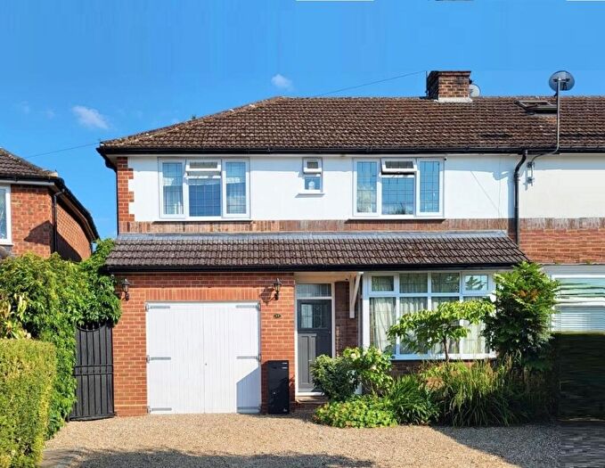 4 Bedroom Semi-Detached House For Sale In Grenville Avenue, Wendover, Aylesbury, HP22