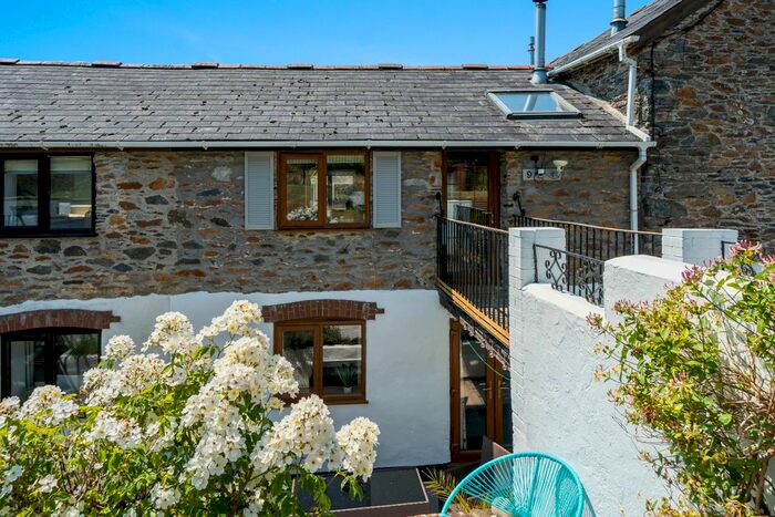 2 Bedroom Cottage For Sale In Old Hazard Cottages, Hazard, Harberton, TQ9