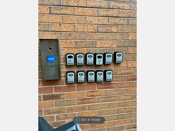 1 Bedroom Flat To Rent In Riverbank Way, Brentford, TW8