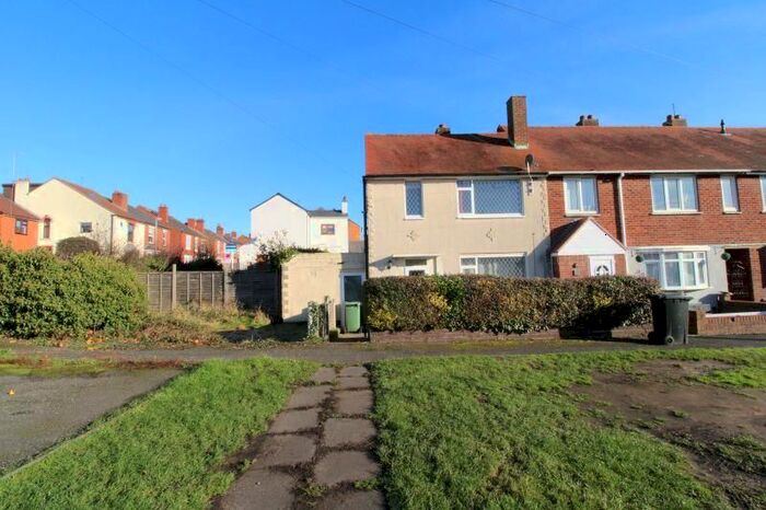 2 Bedroom End Of Terrace House To Rent In Trinity Close, Wordsley, Stourbridge, DY8