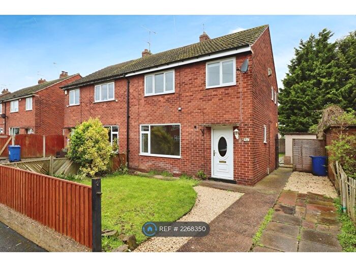 3 Bedroom Semi-Detached House To Rent In St. Edwins Drive, Dunscroft, Doncaster, DN7