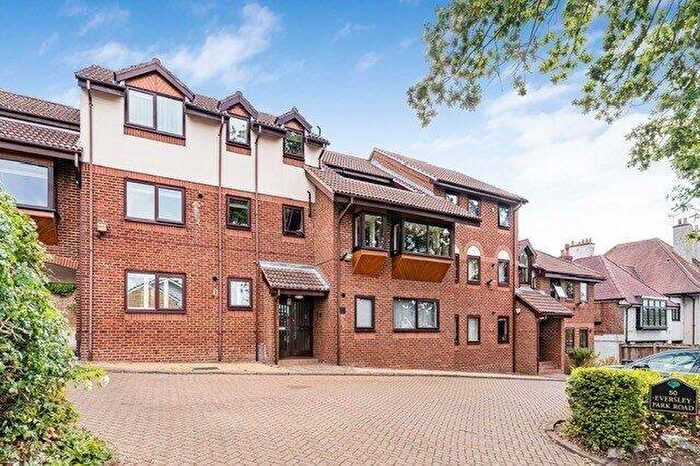 2 Bedroom Flat For Sale In Eversley Park Road, London, N21