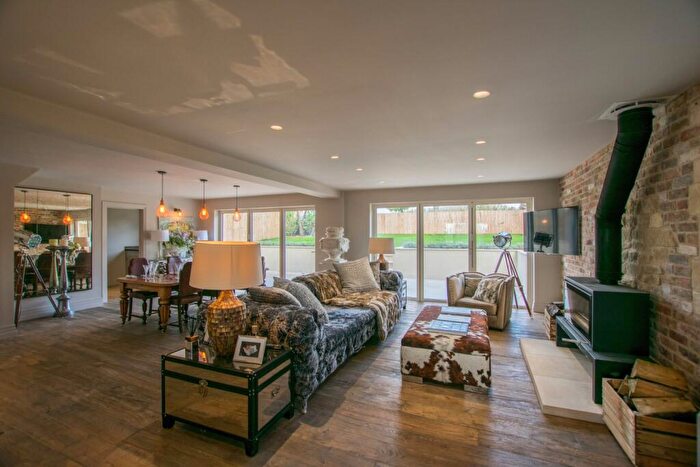 5 Bedroom Semi Detached House To Rent In Creese Cottages, Teddington, Tewkesbury, GL20