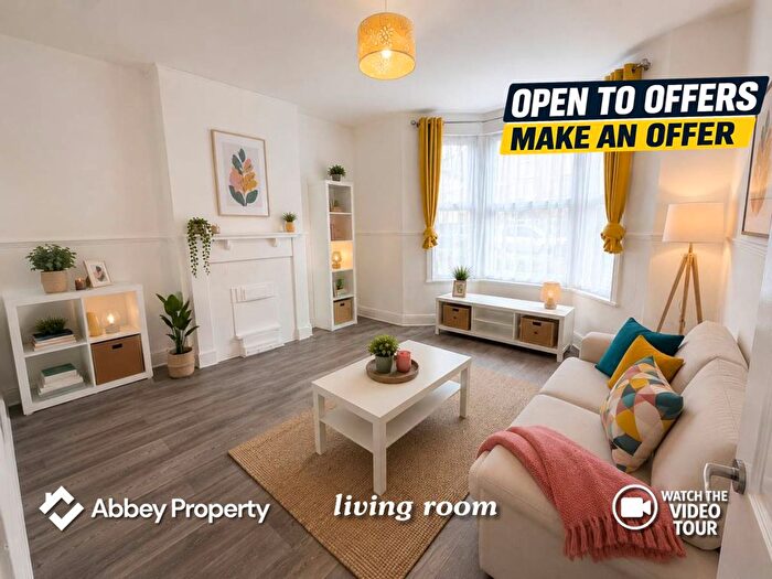 1 Bedroom Flat To Rent In Rothesay Road, Luton, LU1