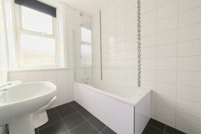 4 Bedroom Terraced House To Rent In £pppw - Cardigan Terrace, Heaton, NE6