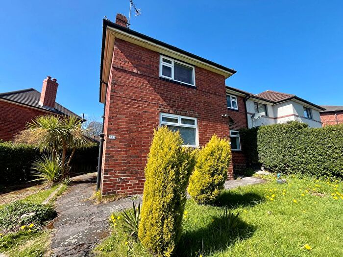 3 Bedroom Property To Rent In Easterly Road, Leeds, LS8