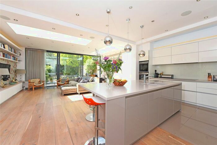 6 Bedroom Semi-Detached House To Rent In East Sheen Avenue, London, SW14