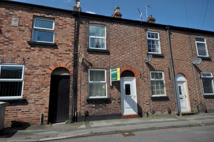 2 Bedroom Terraced House To Rent In Lowe Street, Macclesfield, SK11