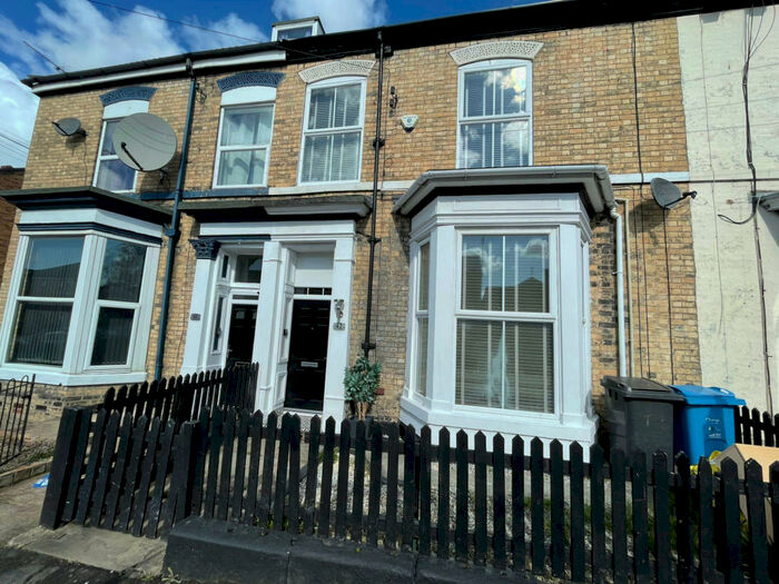 4 Bedroom Terraced House To Rent In Margaret Street, Hull, Yorkshire, HU3
