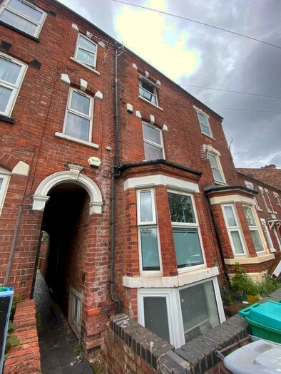 6 Bedroom Terraced House To Rent In Fisher Street, Nottingham, Nottinghamshire, NG7