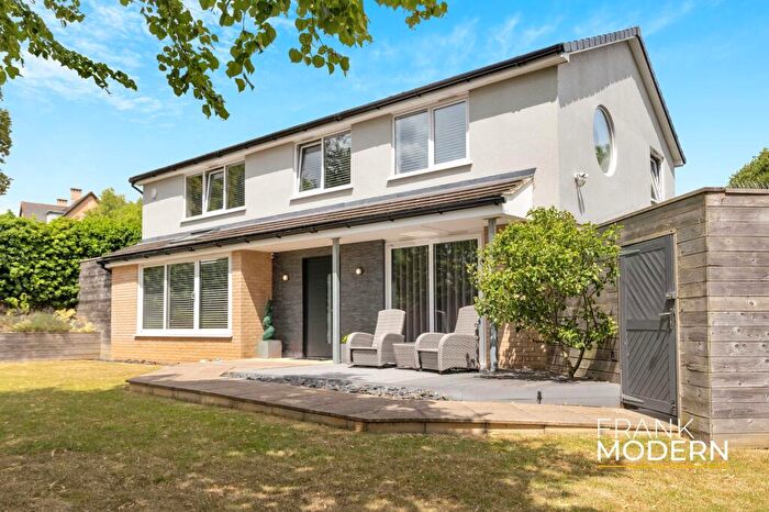 4 Bedroom Detached House For Sale In Chapel Street, Yaxley, PE7