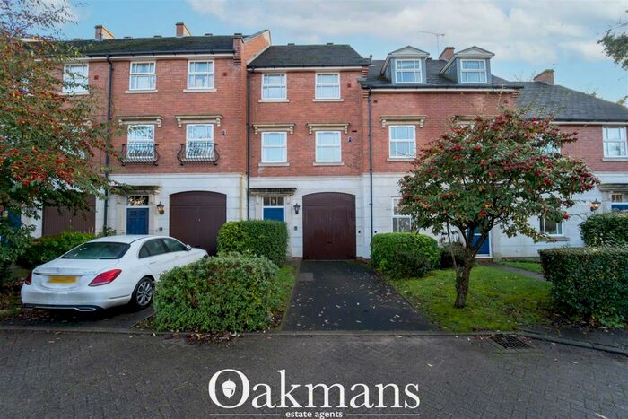 3 Bedroom House To Rent In Courtlands Close, Birmingham, B5
