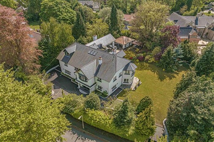 7 Bedroom Detached House For Sale In South Road, Hale, WA14