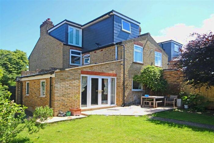 4 Bedroom Property To Rent In Broom Road, Teddington, TW11