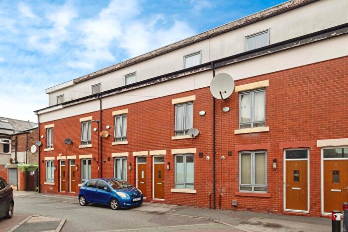4 Bedroom Terraced House For Sale In Mackenzie Street, Manchester, Greater Manchester, M12