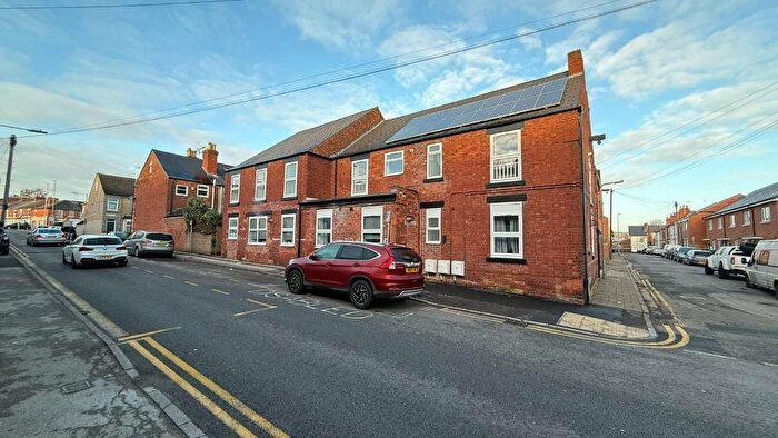 11 Bedroom Detached House For Sale In Wood Street, Mansfield, NG18