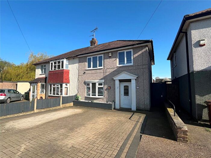 3 Bedroom Semi Detached House For Sale In Farndon Way, Mansfield, Nottinghamshire, NG19