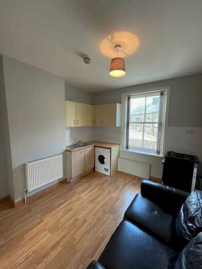 Apartment To Rent In Victoria Parade, Rossendale, Lancashire, BB4