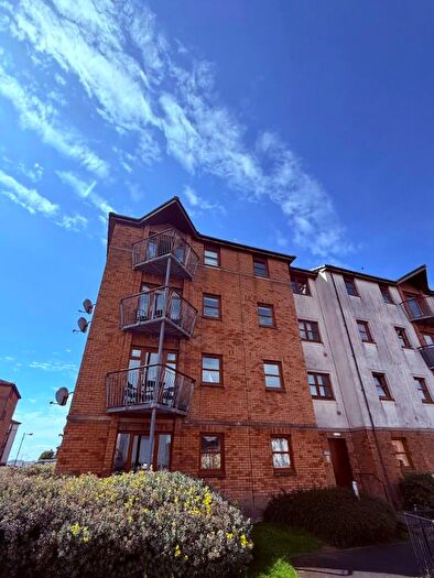 2 Bedroom Flat To Rent In Deas Wharf, Kirkcaldy, Fife, KY1