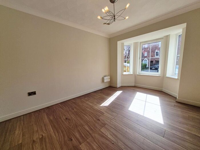 5 Bedroom House To Rent In Mellor Close, Yew Tree Gardens, Blackburn, BB2