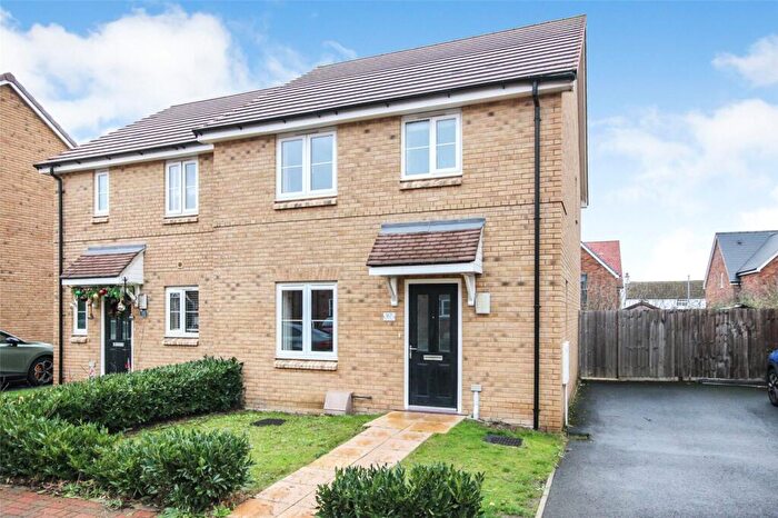 3 Bedroom Terraced House For Sale In Robinson Avenue, Houghton Conquest, Bedfordshire, MK45