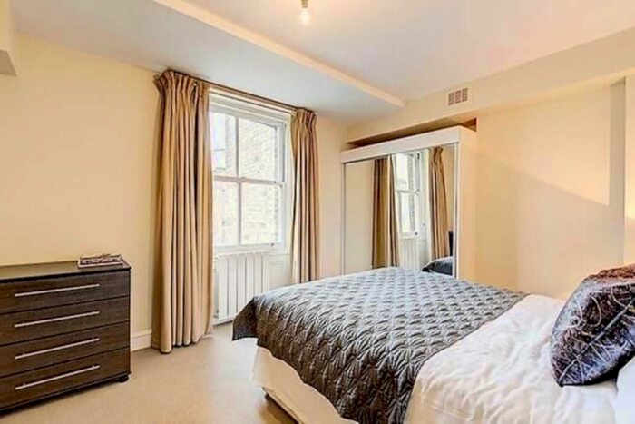 2 Bedroom Flat To Rent In Nottingham Pl, Marylebone, London, W1U