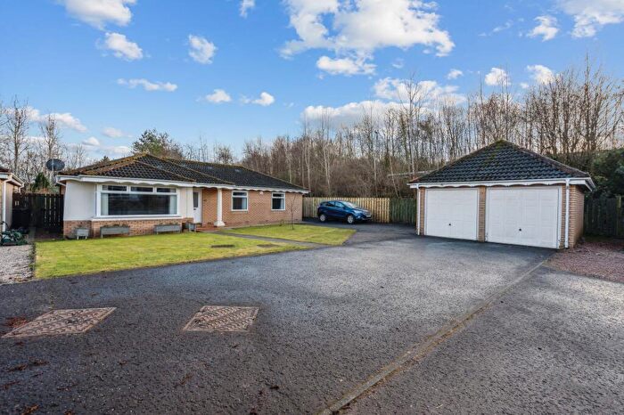 3 Bedroom Detached Bungalow For Sale In Innerleithen Way, Perth, PH1