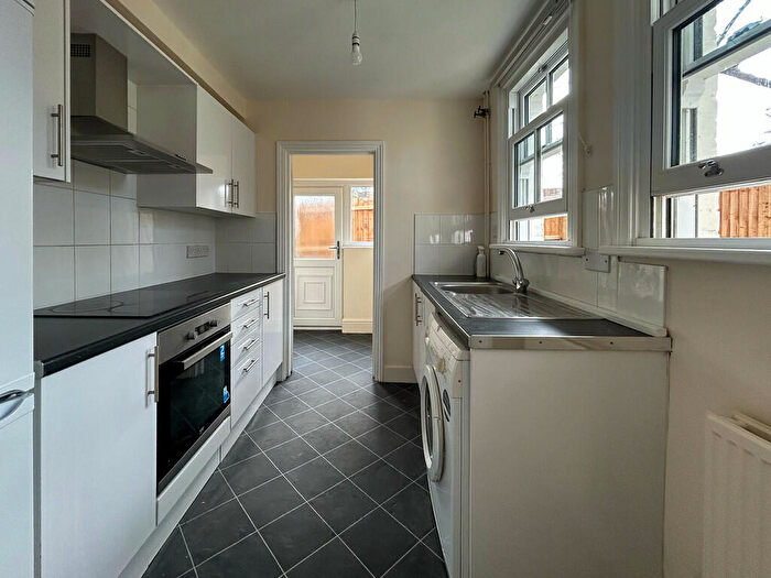 2 Bedroom End Of Terrace House To Rent In Church Lane, Trumpington, Cambridge, CB2