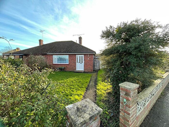 2 Bedroom Bungalow For Sale In Mansfield Road, North Bersted, Bognor Regis, West Sussex, PO22