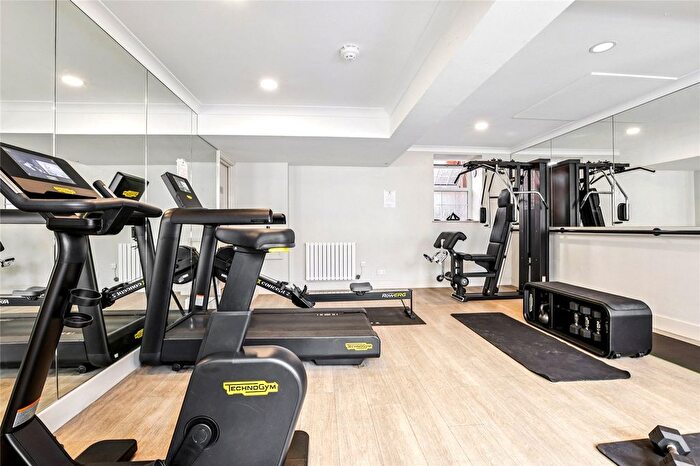 3 Bedroom Flat To Rent In Elystan Street, London, SW3