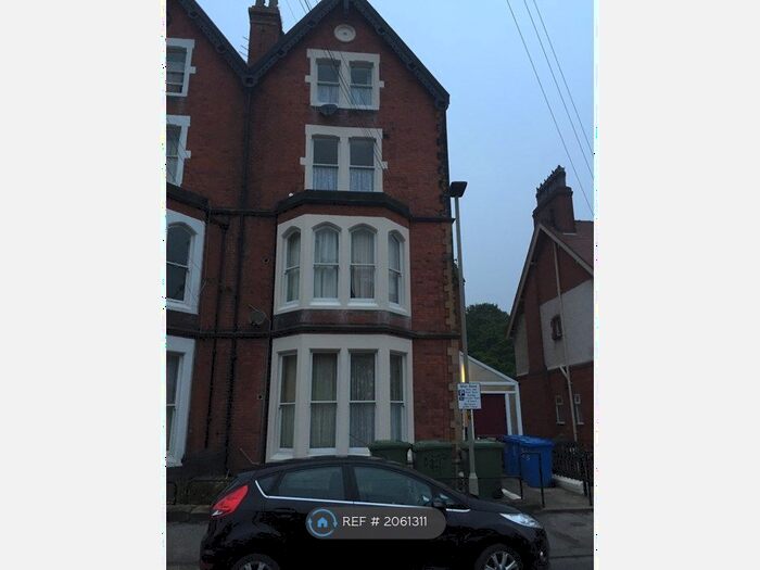 1 Bedroom Flat To Rent In Grosvenor Road, Scarborough, YO11